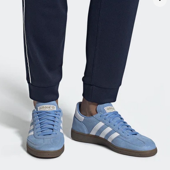 Adidas Handball Spezial Sneakers
Light Blue Gum Sole Sz Men 7/Women 8 - Picture 3 of 4